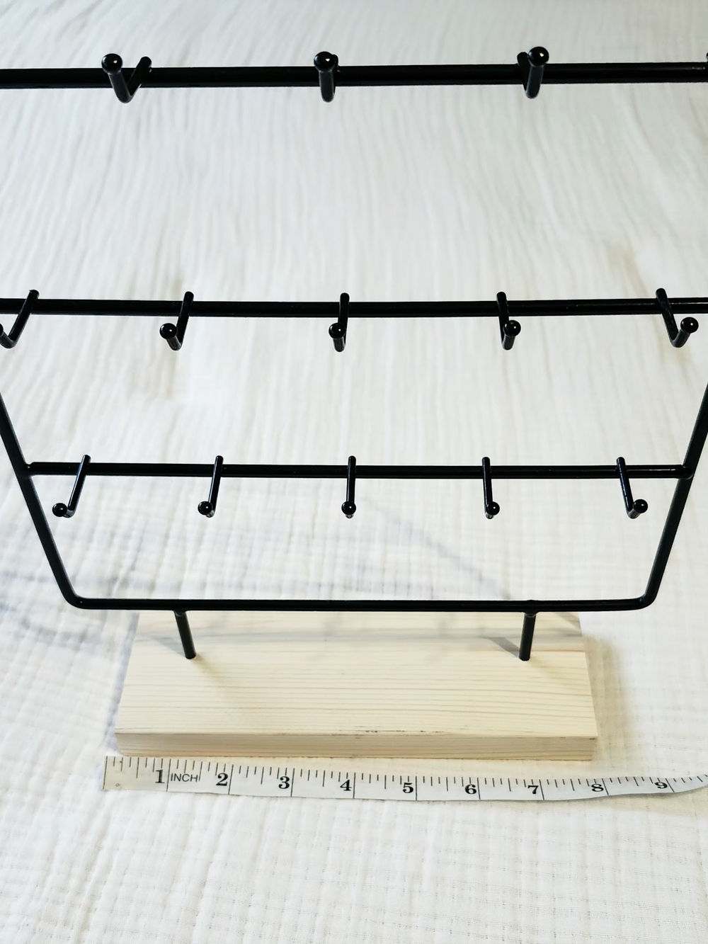 Black Metal Jewelry Display Rack - Picture 2 of 3